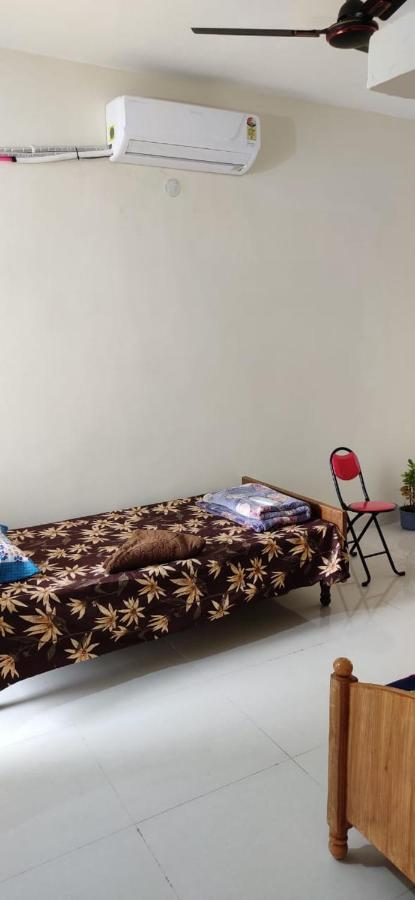 Love & Peace Apartment Jabalpur Bagian luar foto